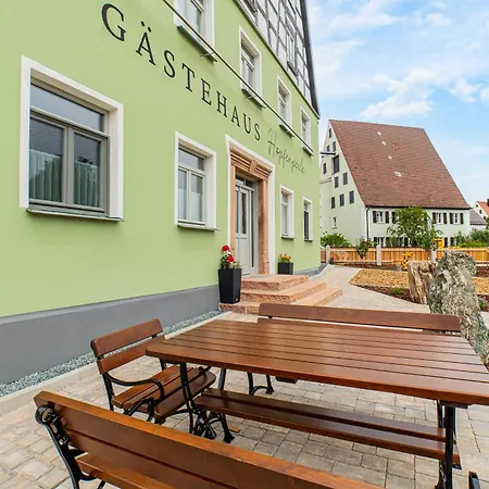 Gaestehaus Hopfenperle شقة فندقية سبالت