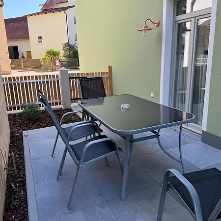 Ξενοδοχείο με διαμερίσματα Gaestehaus Hopfenperle *