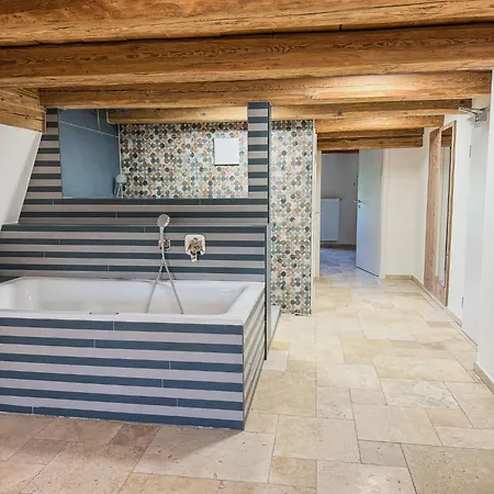 Gaestehaus Hopfenperle Ξενοδοχείο με διαμερίσματα *